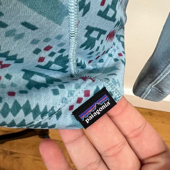 Patagonia Capilene Midweight Base Layer for cool to cold Blue long sleeve Top - Picture 6 of 8